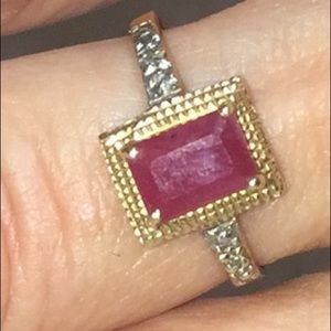 10k gold and ruby ring
